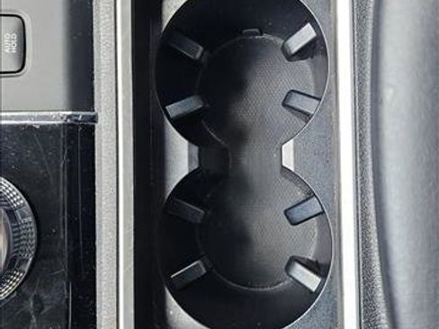 Used 2024 Mitsubishi Outlander SE image 12