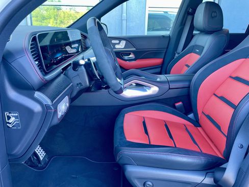 Used 2025 Mercedes-Benz GLE 53 AMG 4MATIC image 14