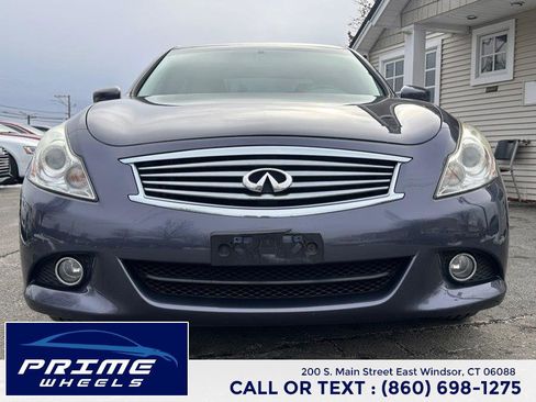 Used 2010 INFINITI G37 4dr x AWD w/ Premium Pkg image 2