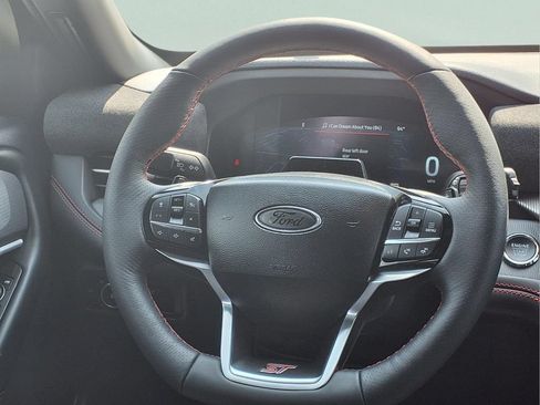 Used 2025 Ford Explorer ST RWD image 11