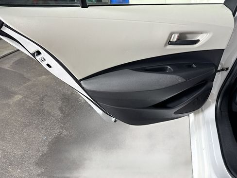 Used 2022 Toyota Corolla LE image 25