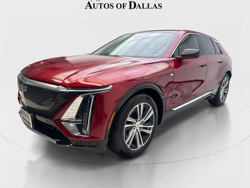 Used 2024 Cadillac Lyriq Luxury RWD image 2