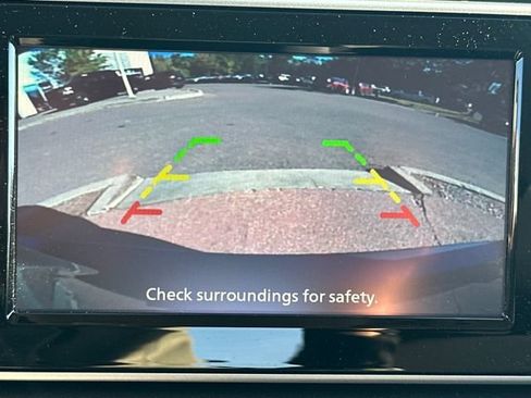 Used 2025 Nissan Versa S w/ Trunk Package image 17