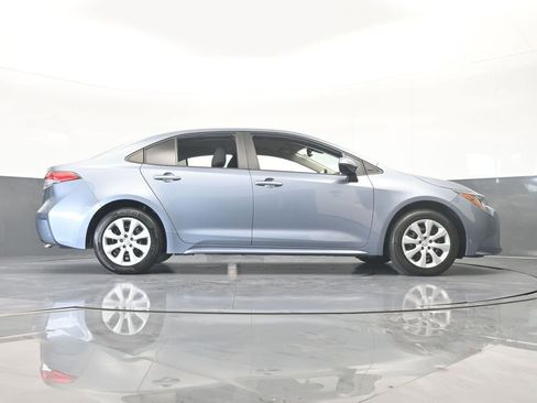 Used 2022 Toyota Corolla LE image 58