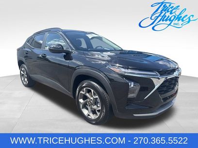 Used 2025 Chevrolet Trax LT