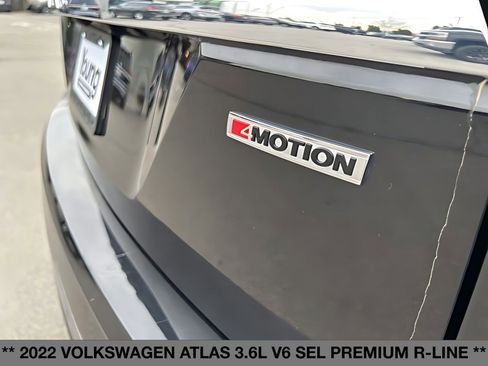 Used 2022 Volkswagen Atlas SEL Premium image 13