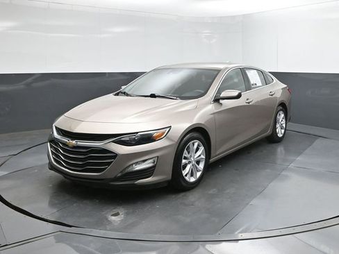 Used 2023 Chevrolet Malibu LT FWD image 1