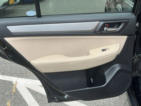 Used 2016 Subaru Outback 2.5i Premium image 21