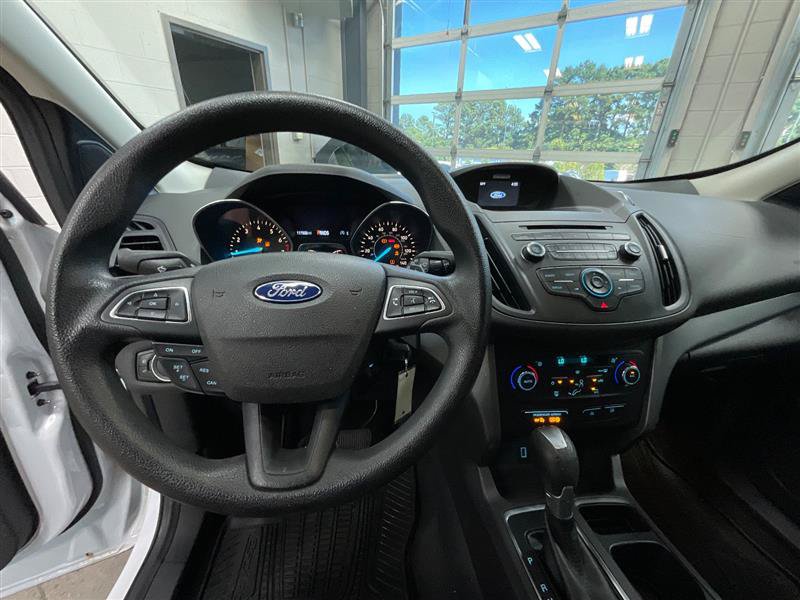 Used 2017 Ford Escape SE AWD/4WD image 14