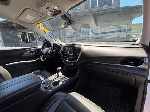 Used 2018 Chevrolet Traverse Premier w/ Redline Edition AWD/4WD image 24