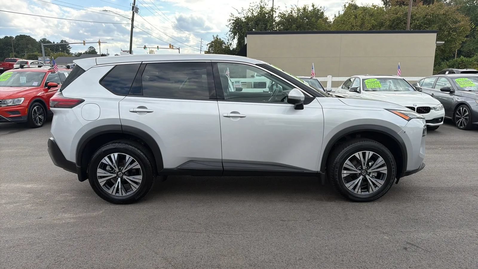Used 2021 Nissan Rogue SV FWD image 7