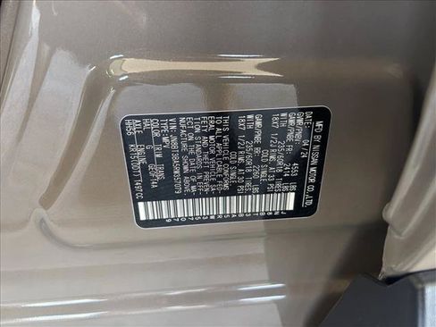 Used 2024 Nissan Rogue SV w/ SV Premium Package FWD image 23
