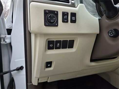 Used 2018 Lexus GX 460 460 image 19