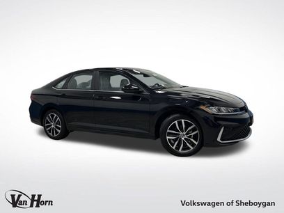 Used 2025 Volkswagen Jetta SE w/ Sunroof Package