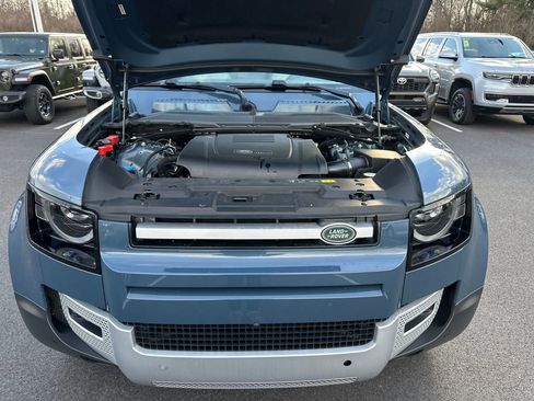 Used 2024 Land Rover Defender 110 S image 10