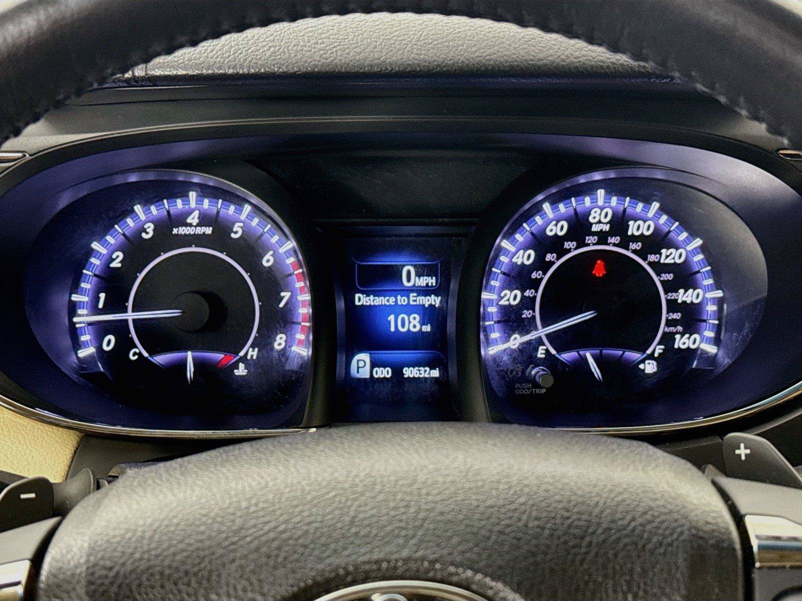 Used 2016 Toyota Avalon XLE Premium FWD image 19