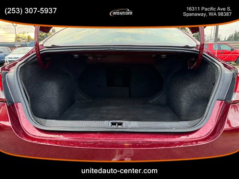 Used 2015 Chrysler 200 Limited image 14