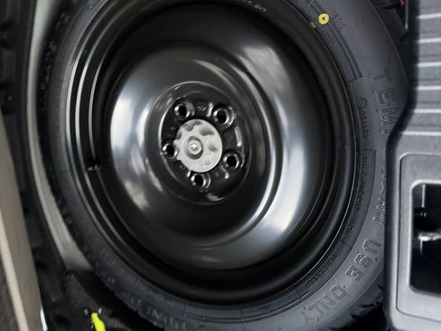 Used 2025 Lexus IS 300 w/ Premium Package image 37