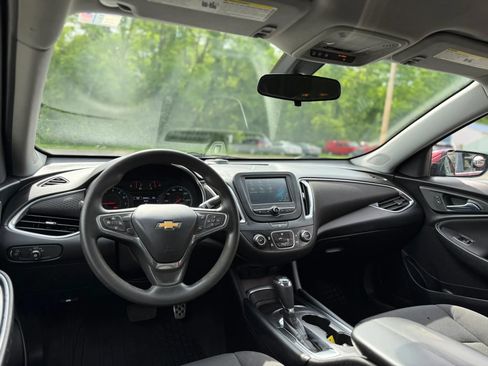 Used 2016 Chevrolet Malibu LT FWD image 47