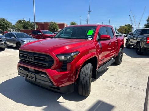 Used 2024 Toyota Tacoma SR5 AWD/4WD image 9