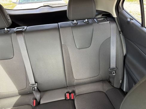 Used 2025 Buick Encore GX Preferred image 39