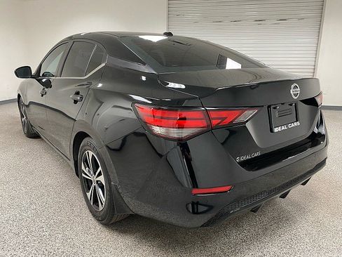 Used 2021 Nissan Sentra SV image 8