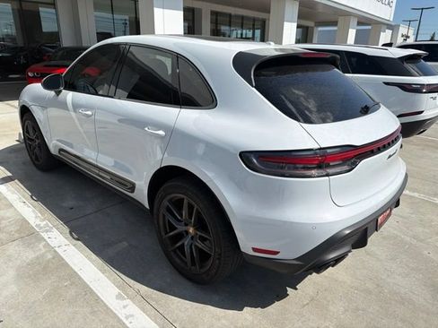 Used 2025 Porsche Macan AWD/4WD image 6