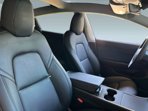 Used 2018 Tesla Model 3 Long Range image 30