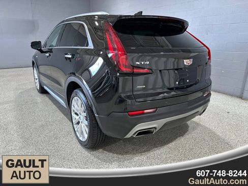 Used 2023 Cadillac XT4 Premium Luxury AWD/4WD image 6