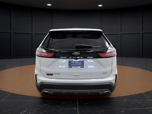 Certified 2024 Ford Edge Titanium w/ Equipment Group 301A AWD/4WD image 5