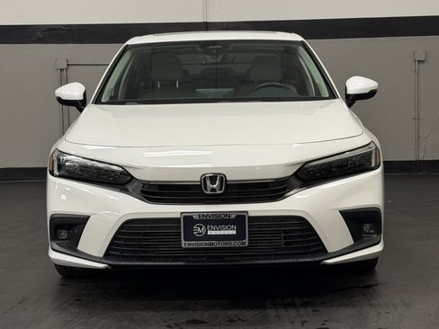 Used 2024 Honda Civic Touring image 5