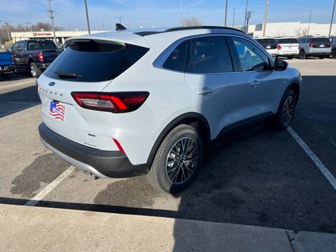 New 2026 Ford Escape Base image 6