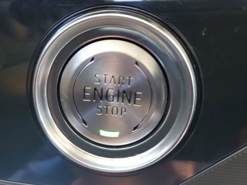 Used 2024 Chevrolet Corvette Stingray Premium Conv w/ Z51 Performance Package image 25