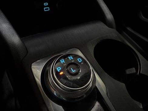 Used 2021 Ford Escape SEL w/ Technology Package FWD image 7