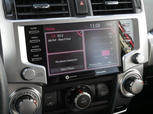 Certified 2024 Toyota 4Runner SR5 image 22