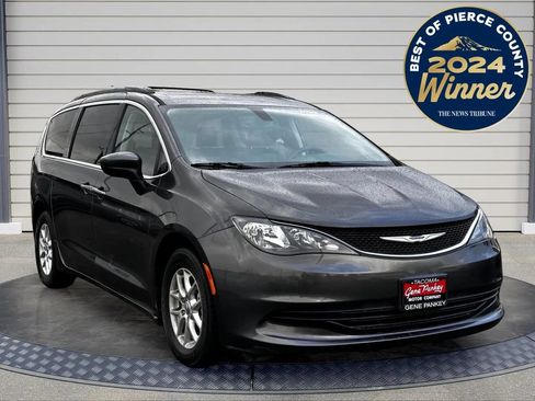 Used 2020 Chrysler Voyager Lxi FWD image 1