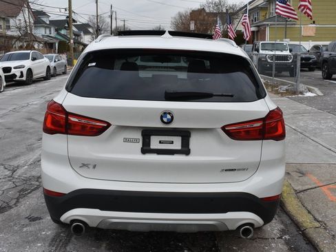 Used 2021 BMW X1 xDrive28i w/ Convenience Package image 7