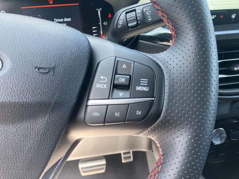 Used 2024 Ford Escape ST-Line w/ Tech Pack #1 AWD/4WD image 25