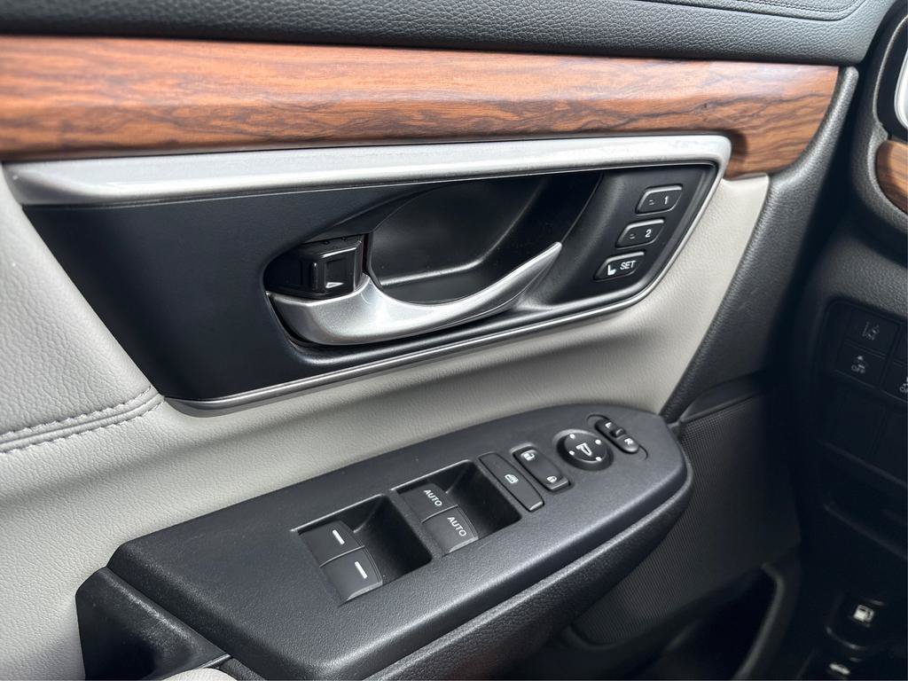Used 2020 Honda CR-V EX-L image 17