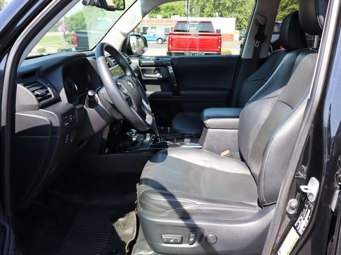 Used 2020 Toyota 4Runner Nightshade image 4