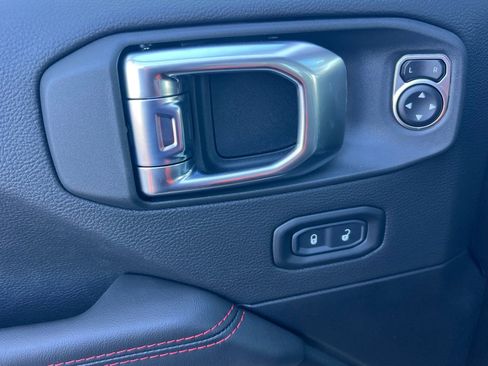 New 2026 Jeep Wrangler Unlimited Rubicon image 10