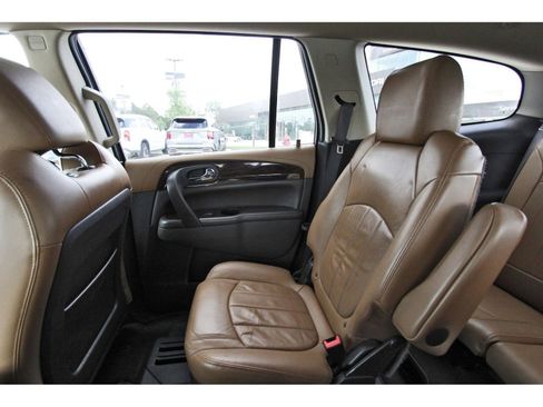 Used 2016 Buick Enclave Premium w/ Experience Buick Package FWD image 13