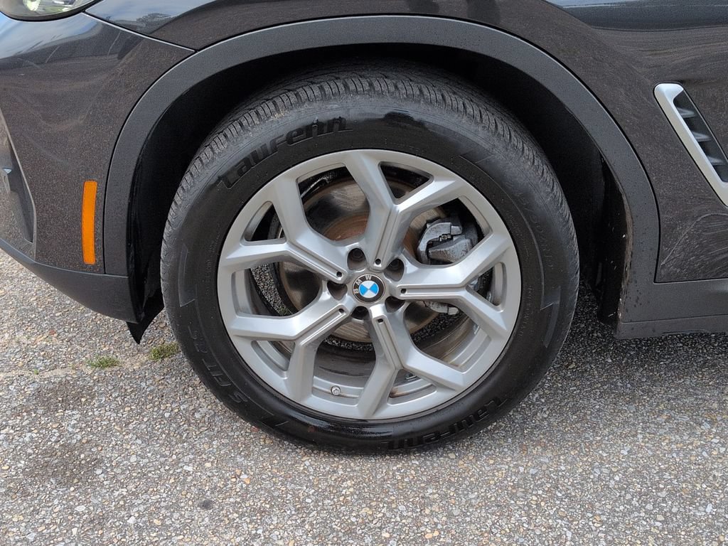 Used 2024 BMW X3 xDrive30i AWD/4WD image 9