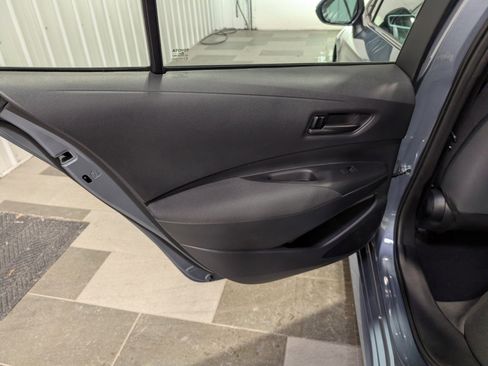 Used 2025 Toyota Corolla LE image 8