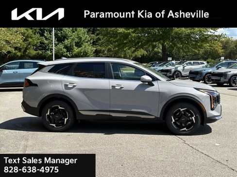 New 2026 Kia Sportage EX image 6