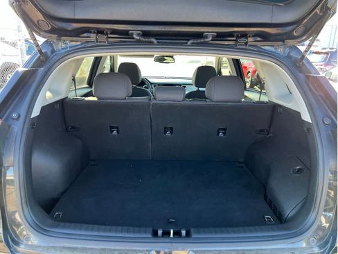 Used 2018 Kia Niro LX image 9