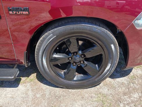 Used 2017 RAM 1500 Express w/ Express Value Package RWD image 18