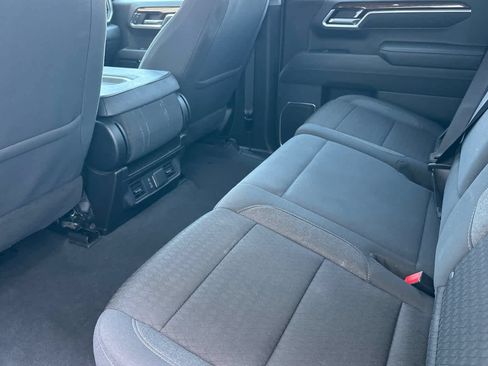 Used 2023 GMC Sierra 1500 Elevation AWD/4WD image 4