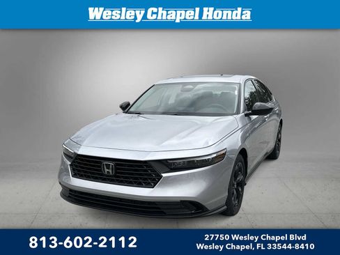 Used 2025 Honda Accord SE image 1