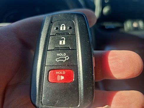 Used 2019 Toyota RAV4 XSE image 19